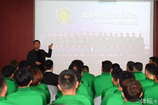 一边揉一边抽搐一进一出